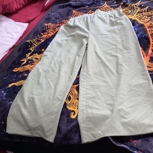 Wide leg pants size L